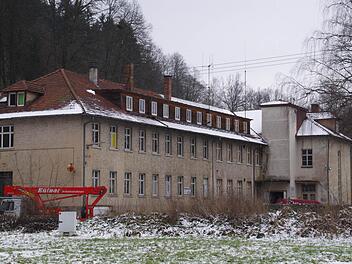 Die Schützengesellschaft würde gerne das zum Schützenplatz benachbarte Gelände mit der alten Klavierfabrik kaufen. Foto: Marco Meißner