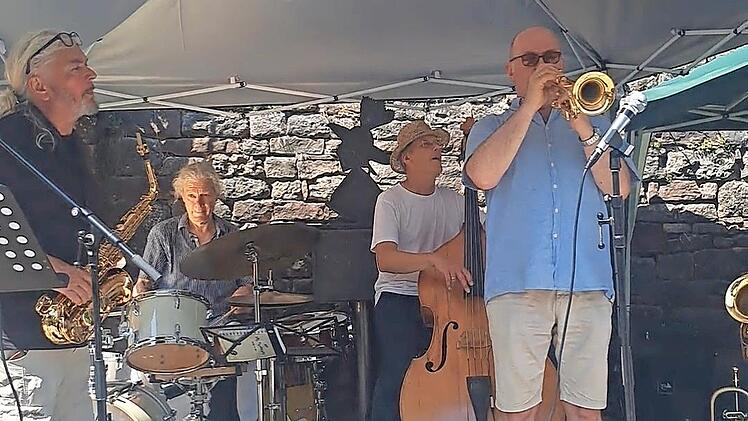 Auf der Trimburg wurde wieder gejazzt.