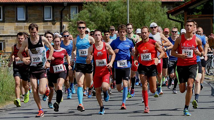 Start zum Halbmarathon und Hauptlauf
