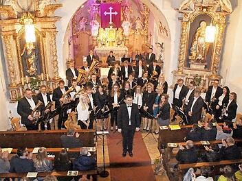 Die Besucher forderten von der Blaskapelle eine Zugabe. Foto: Blaskapelle Hohenpölz/privat