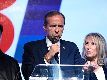 Ende der linken &Auml;ra in Bolivien: Paz gewinnt Pr&auml;sidentenwahl