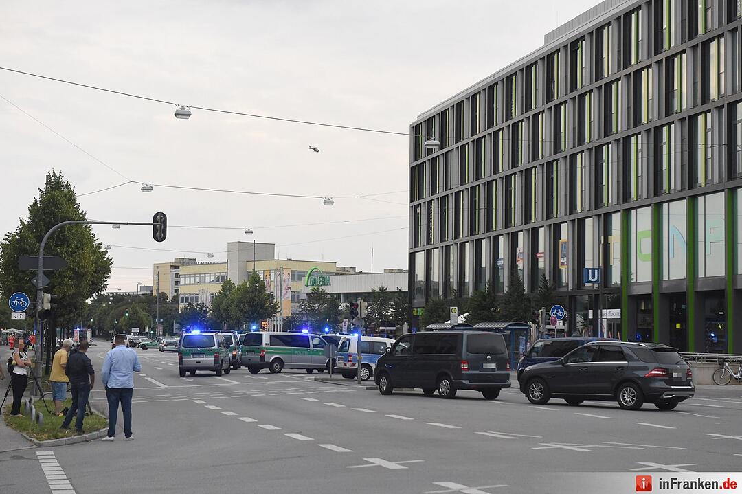 Schießerei in Einkaufszentrum in München
