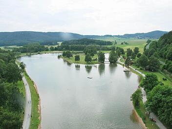 Im Trebgaster Badesee kam in der Nacht zum Mittwoch ein Mann ums Leben. Foto: Dieter H&uuml;bner