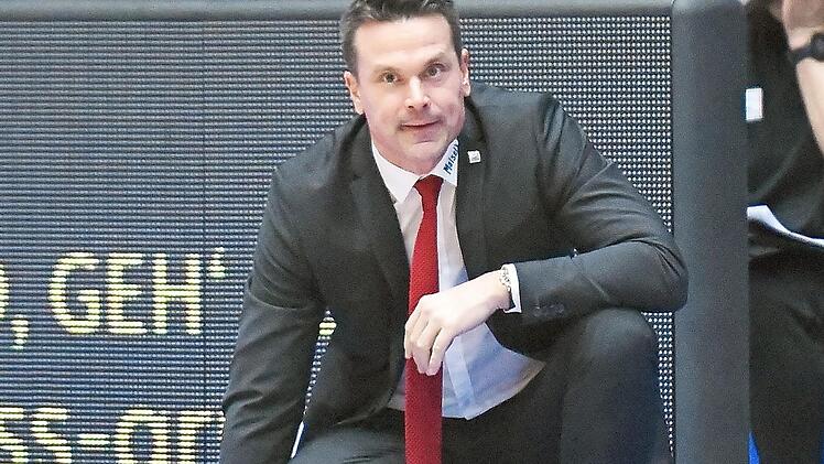 Erlebte gegen Gießen eine der bittersten Niederlagen und sinnt auf Revanche: Raoul Korner, Trainer von Medi Bayreuth. Gegen die Hessen kann Korner wohl einige Rückkehrer im Aufgebot begrüßen.