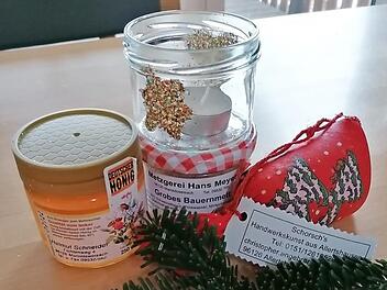 Dieses Geschenk ging an Mitglieder der Feuerwehr Allertshausen.  Foto: pr