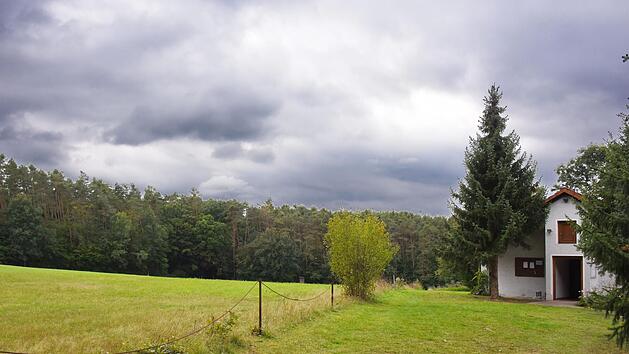 Neben das Tennisheim kommt auf das 2000 Quadratmeter große Gelände der Waldkindergarten hin.  Foto: Karl Heinz Wirth