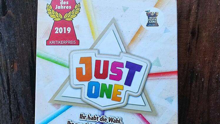 Spiele-Test Just One: Pflichtprogramm für jede Party