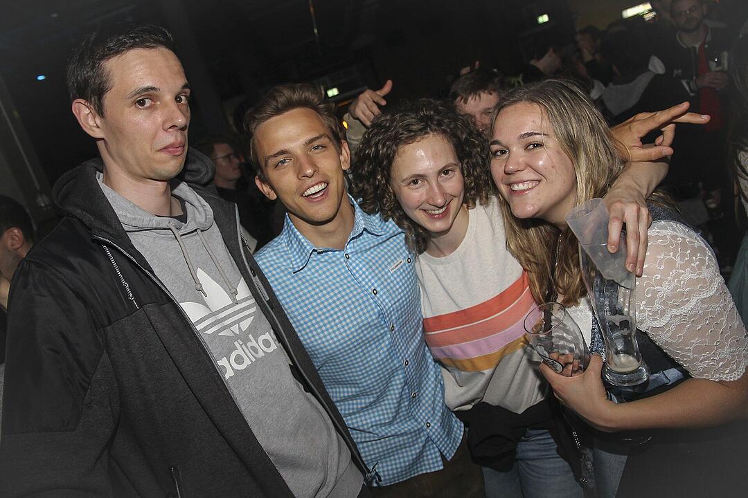 Opening Party mit Ballermann-Größe Peter Wackel