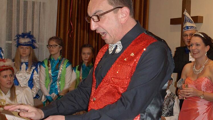 Feilo (Jürgen Feil) vertrat den verhinderten Präsident Wieland Beierkuhnlein. Foto: Susanne Deuerling
