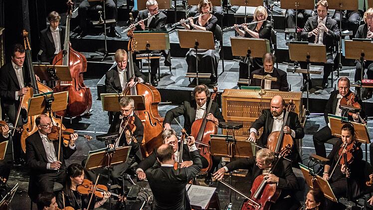 Impressionen vom Sinfoniekonzert im Landestheater CoburgFoto: Jochen Berger