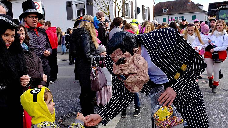 Faschingsumzug in Elfershausen  Foto: Gerd Schaar