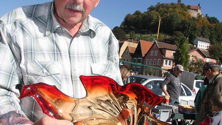 Helmut Höllein hat eine Murano-Schale ergattert.