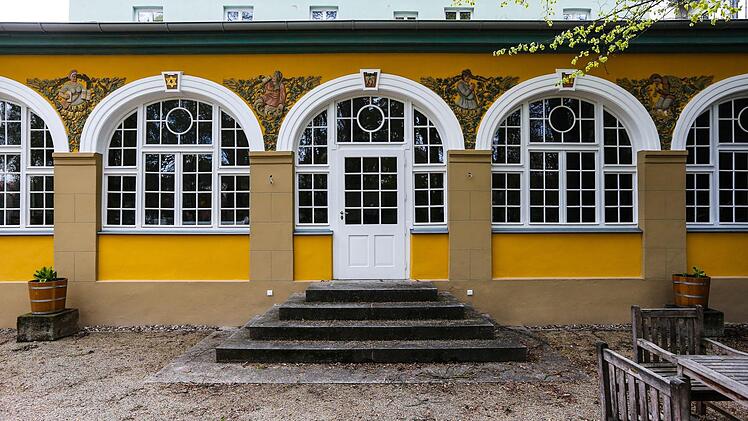 Die Fassade des Jugendstilsaals ist ein echter Hingucker.Foto: Matthias Hoch