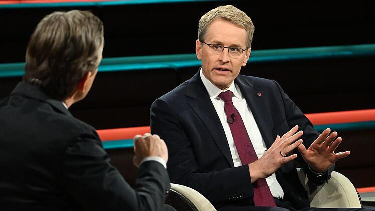 Im Gespr&auml;ch mit Markus Lanz machte sich Daniel G&uuml;nther f&uuml;r sch&auml;rfere Regeln im Bereich der sozialen Medien stark.