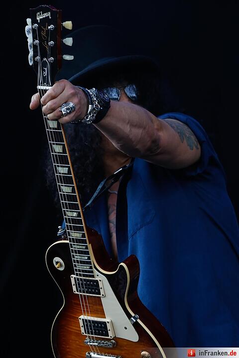 RIP15 - Slash feat. Myles Kennedy & The Conspirators