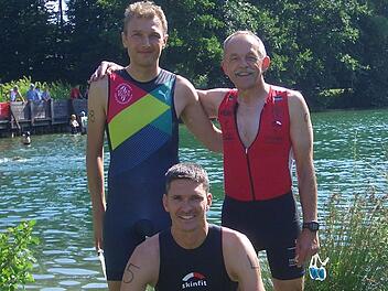 Die erfolgreichen TSH-Athleten, hinten,v.l.: Marcel Zollhöfer, Georg Krämer. Vorn: Jochen Blasch