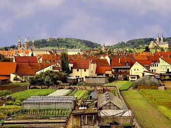 Nicht nur Wahrzeichen wie der Dom oder der Michelsberg, auch die Gärtnerstadt ist Teil des Welterbes. Foto: Zentrum Welterbe Bamberg/Jürgen Schraudner