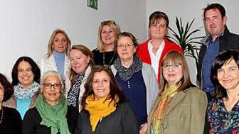 Sie sind seit 25 Jahren Lehrer und wurden geehrt.  Fotos: Günther Geiling