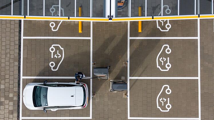 Neue E-Auto-Pr&auml;mie soll r&uuml;ckwirkend ab Jahreswechsel gelten