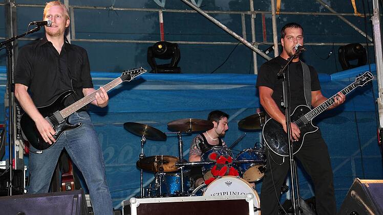 Bourbon Lancy gaben beim Long Night Rock Festival den Ton an.