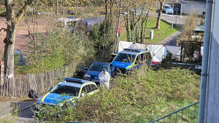 Mann stirbt nach Polizeisch&uuml;ssen bei Verfolgungsfahrt