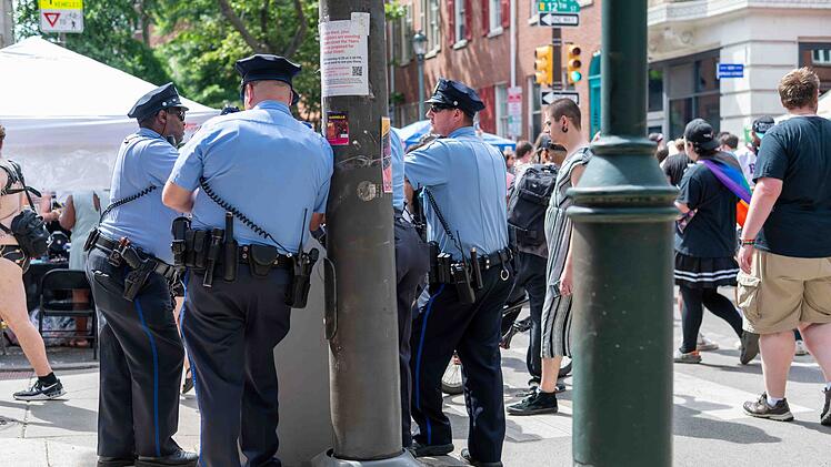 Der Dienst von Polizisten in den USA unterscheidet sich deutlich von dem hierzulande.