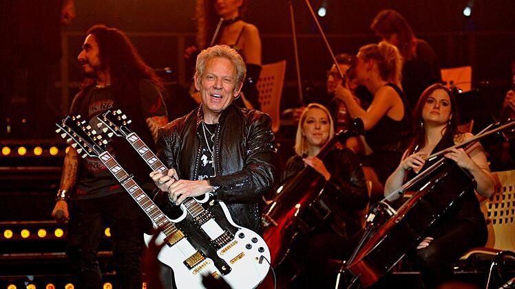 Don Felder brachte Eagles-Hits, an denen er federführend beteiligt war. Foto: Helmut Ölschlegel