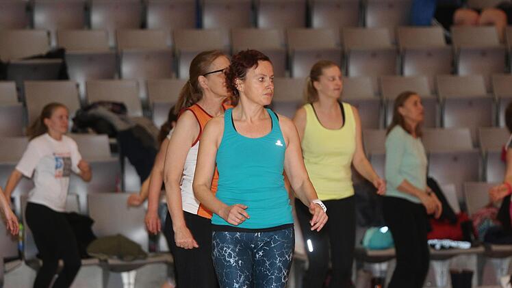 Fetzig und flott ging es zu bei der 1. Coburger Fitnessnacht. Foto: Wolfgang Desombre