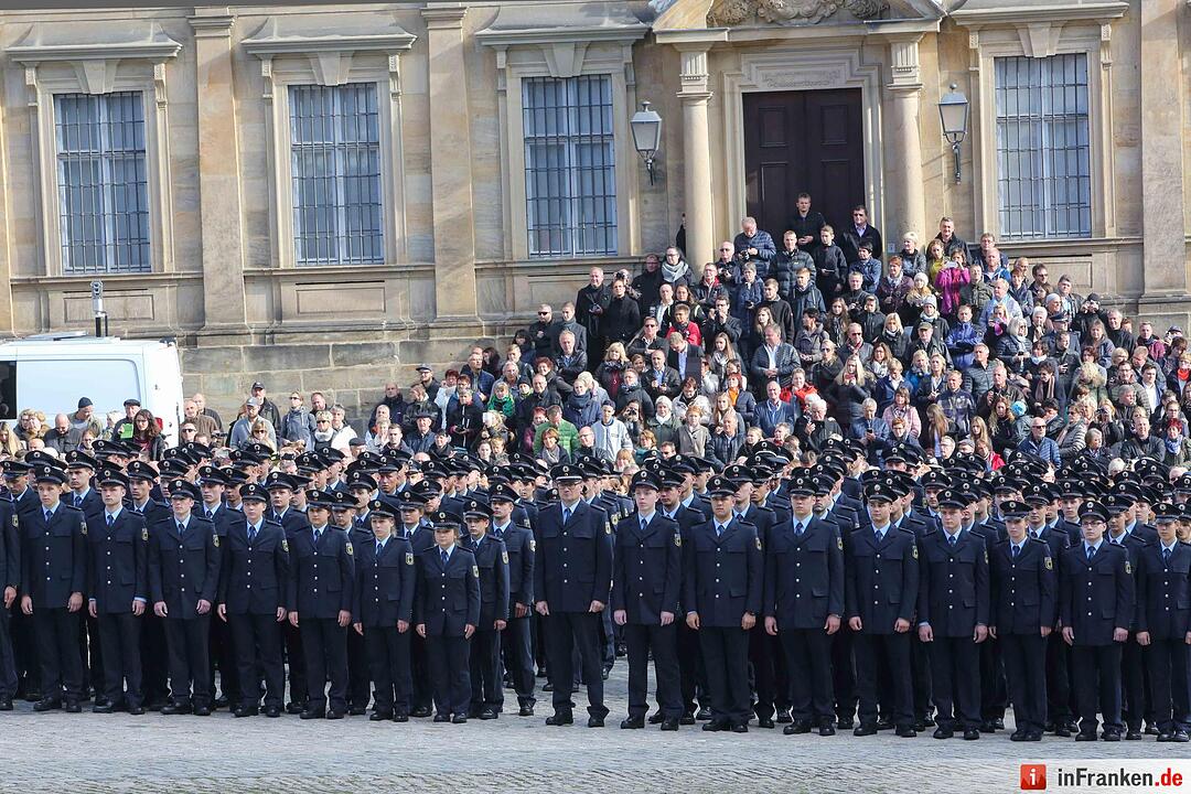 Bundespolizei-Anwärter in Bamberg vereidigt