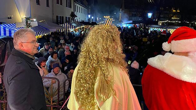 Weihnachtsmarkt Stein: Festliches Programm am Mecklenburger Platz