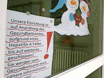 Die Tür des Kindergartens "Spatzennest" in Oberlangenstadt öffnet sich voraussichtlich wieder am 10. Februar. Für Kinder, die sofort geimpft wurden, wohl sogar noch einige Tage früher. Foto: Marian Hamacher