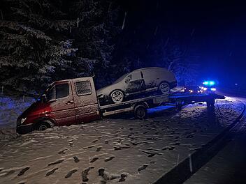 Glätte und Schneefall
