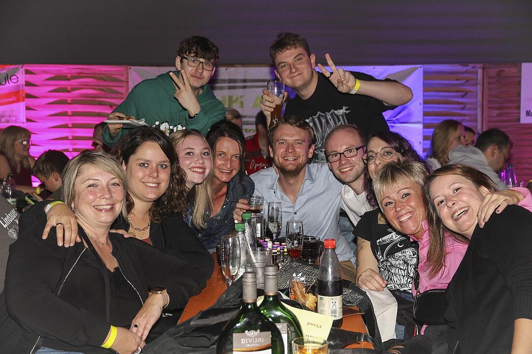 Party und Tanz in der Dreifachhalle