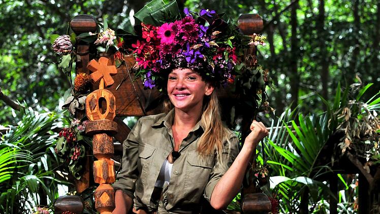 Beim Finale von "Ich bin ein Star, holt mich hier raus!" wurde Evelyn Burdecki im Jahr 2019 zur Dschungelkönigin gekrönt.