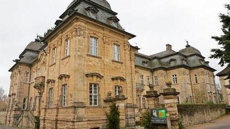 Das Schloss in Burgwindheim befindet sich im Besitz der örtlichen Kirchenstiftung und dient heute als Pfarrzentrum. Foto: Barbara Herbst