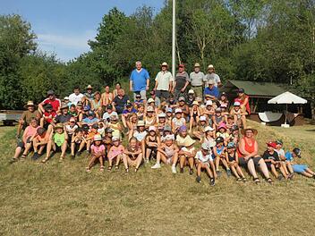Die Teilnehmer des Sommercamps.