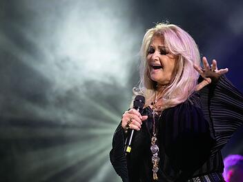 Bonnie Tyler ist tot: Familie mit emotionalen Worten - "sind untr&ouml;stlich"