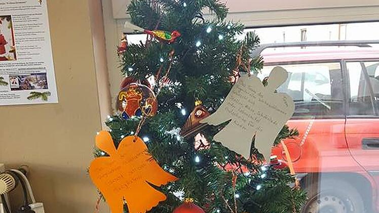 "Regnitztaler Weihnachtsmann" beschenkt arme Kinder