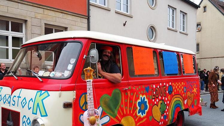 Impressionen vom Kirchweihfestzug in BurgebrachAndrea Soörlein