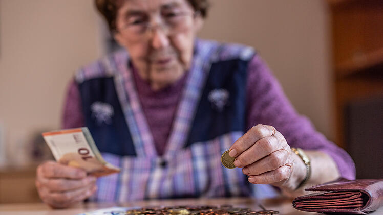 Altersarmut wächst: Auch ein Vollzeitjob schützt nicht mehr davor