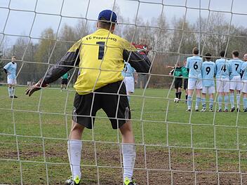 Die Mauer muss dicht sein: Die SG Poppenroth/Lauter II kassiert derzeit zu viele Gegentore. Das gilt auch für den Samstagsgegner Fuchsstadt II. Foto: Archiv/Hopf