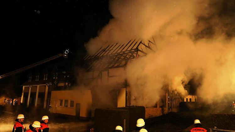 Scheunenbrand in Bärnfels. Foto: Franz Galster