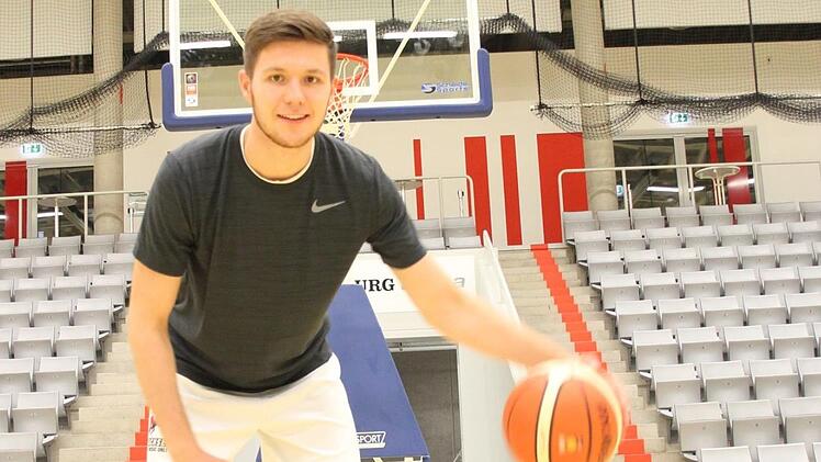 2,06-Meter-Mann Max von der Wippel ging von 2012 bis 2017 für die Dresden Titans in der ProA und ProB auf Korbjagd.  Foto: Maximilian Glas