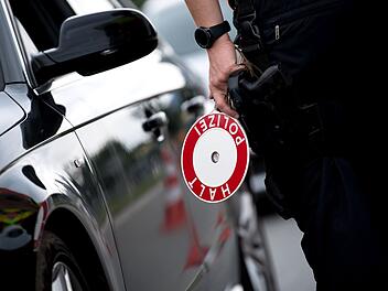 Grenzpolizei Selb deckt Urkundenfälschung auf - ein "nicht alltäglicher Fall"