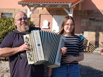 Viktor Kremer ist ein begeisterter Musiker.  Foto: Manfred Mellenthin
