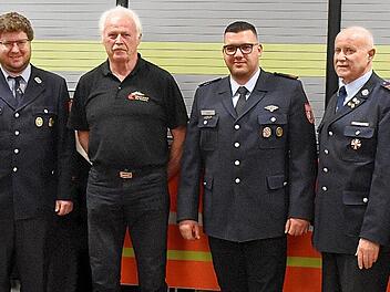 Das Bild zeigt Sebastian Emmert, Hans Schlereth, Winfried Kleinhenz, Ibrahim Sayah, Walter Emmert und Manuel Wurst.