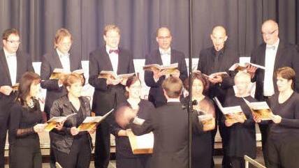 Der Ad-Hoc- Kreischor debutierte beim Landkreissingen.