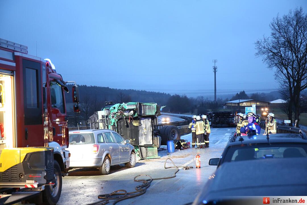 Milchlaster verunfallt auf der A70