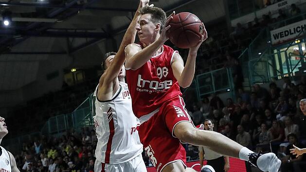 Ein Aktivposten in den bisherigen Bamberger Testspielen: Arnoldas Kulboka (mit Ball)Daniel L&ouml;b