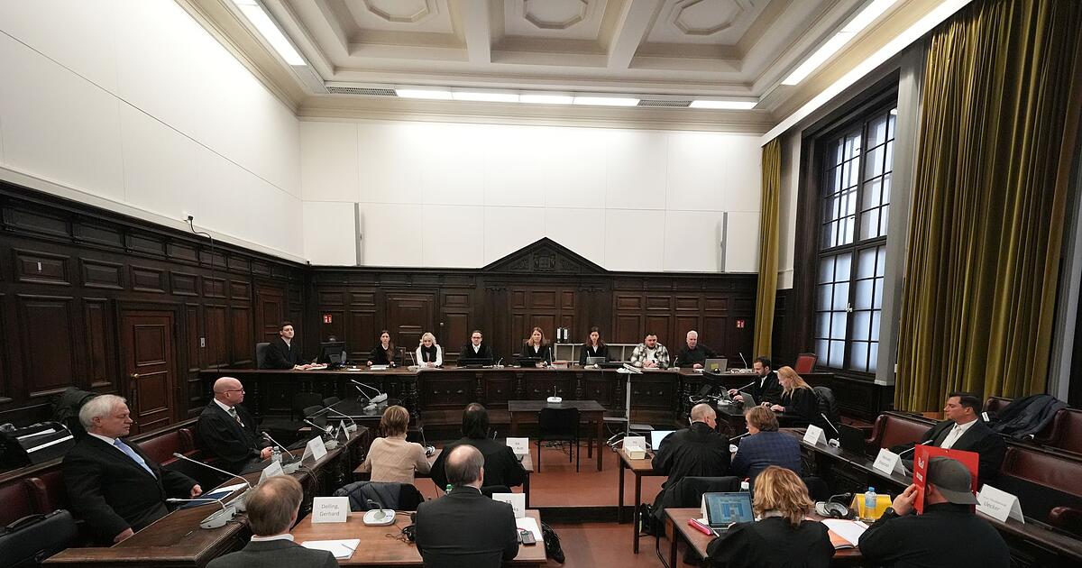 Block-Verteidiger-beantragt-Verfahren-einstellen